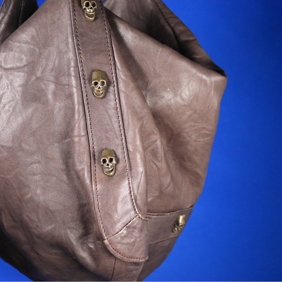 Thomas Wylde Designer Circus Leather Skull-Studded Hobo Bag with Chain Straps - Picture 8 of 15